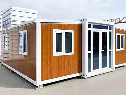 Casa container espandibile a doppia ala